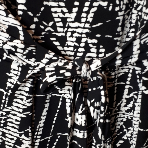 Renuar Dress Size XL Black & White - Picture 3 of 3